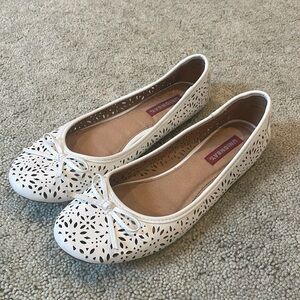 White Flats- women’s 9